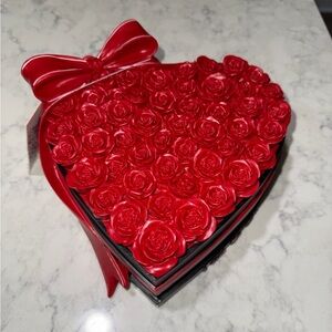 New Heart-Shaped Red Rose Box